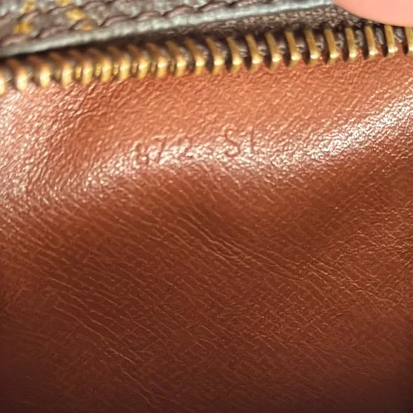 Louis Vuitton Compiegne 28 leather vanity case
Very good condition - Picture 14 of 17